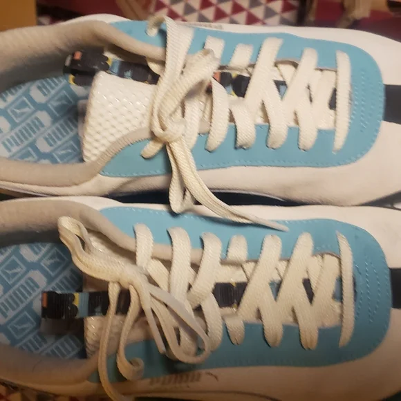 PUMAS - Picture 2 of 3